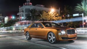 Luxury car rental Dubai 